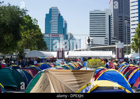 Bangkok, Thailand. 14. Januar 2014. Anti-Regierungs-Demonstranten weiter in den zweiten Tag des "Bangkok Herunterfahren". Bildnachweis: Christopher Riddler/Alamy Live-Nachrichten Stockfoto