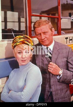 12. Juli 2006 - Müller SHIRLEY JONES mit DAVID '' PARTRIDGE FAMILY''. K10493JBP. VON FOTOS, INC. BEREITGESTELLT. TV-FILM-STILL (Kredit-Bild: © Globe Photos/ZUMApress.com) Stockfoto