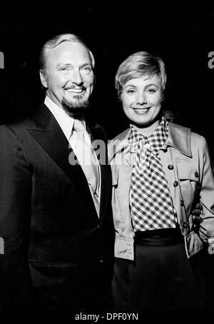 12. Juli 2006 - SHIRLEY JONES mit JACK CASSIDY. DIE Eröffnung des '' ist JACQUES BREL lebendig und wohl und Leben IN PARIS'' im WESTSIDE ROOM von CENTURY PLAZA HOTEL IN LOS ANGELES 1973.SUPPLIED von Fotos, INC. (Kredit-Bild: © Globe Photos/ZUMApress.com) Stockfoto