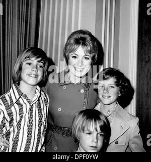12. Juli 2006 - SHIRLEY JONES mit ihrer Kinder-1978.SUPPLIED von Fotos, INC. (Kredit-Bild: © Globe Photos/ZUMApress.com) Stockfoto