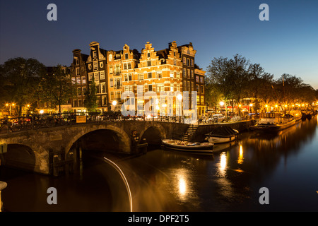 Grachten bei Nacht, Jordaan, Amsterdam, Niederlande Stockfoto