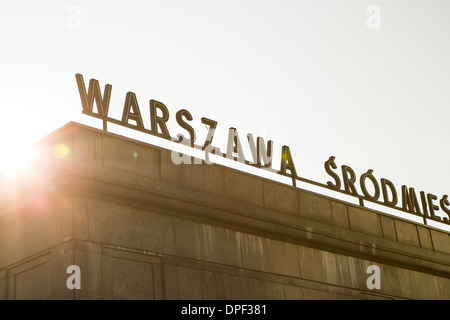 Zug Bahnhof außen, Warschau, Polen Stockfoto