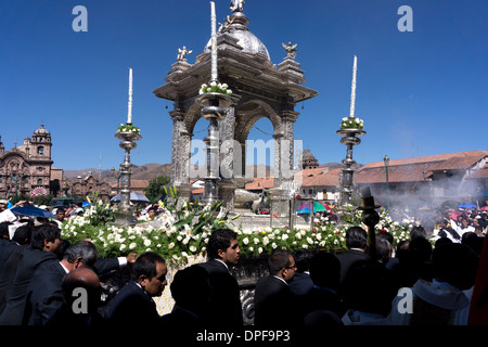 Das Fest Fronleichnam, das wichtigste religiöse fest in Peru, gehalten in Cuzco, Peru, Südamerika Stockfoto