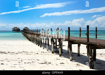 Hotel Steg, Bwejuu Strand, Sansibar, Tansania, Indischer Ozean, Ost-Afrika, Afrika Stockfoto