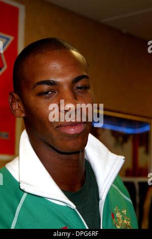 12. Januar 2006 - New York, New York, US - K46412JBU. New York Knicks-Spieler und die Besetzung von "Glory Road'' zu Ehren Martin Luther King Jr. bei McDonalds, NEW YORK New York 12.01.2006.  -MEHCAD BROOKS VON DESPERATE HOUSEWIVES. (Kredit-Bild: © Judie Burstein/Globe Photos/ZUMAPRESS.com) Stockfoto