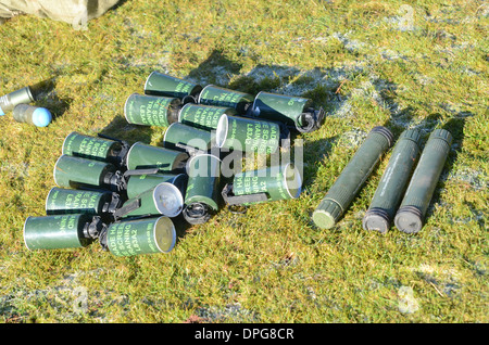 Munition Munition Munition Schwarzpulver Munition Kugeln Bombe Raketen Schalen Munitionskisten, 5,56 mm, Armee-Zeitschriften, britische Armee, Stockfoto