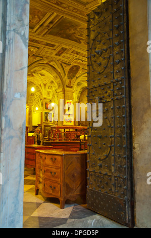 Galleria Imperiale Antiquitäten Show-Room Piazza Campetto quadratische Centro Storico der alten Stadt Genua Ligurien Italien Europa Stockfoto