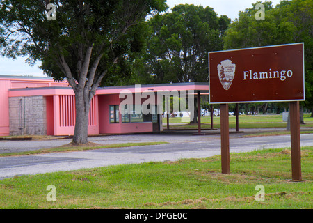 Miami Florida, Everglades National Park, Main Park Road, Flamingo, Schild, rosa Gebäude, ehemalige Tankstelle, Benzin, FL131031042 Stockfoto