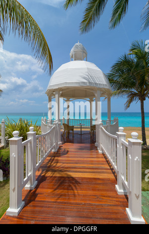 Pavillon am Meer, Pavillon am Strand Stockfoto