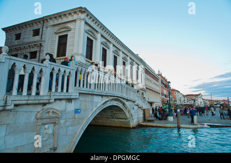 Ponte della Paglia überbrücken Strandpromenade Molo San Marco Viertel Venedig Veneto Italien Europa Stockfoto