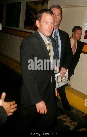 25. April 2006 - New York, New York, US - K52852RM. 3. JÄHRLICHE GEIST JIMMY V GALA. CHELSEA PIERS, PIER SIXTY, NEW YORK New York 25.04.07.   -2007. LANCE ARMSTRONG, 2007 Geist des JIMMY V HONOREE(Credit Image: © Rick Mackler/Globe Photos/ZUMAPRESS.com) Stockfoto