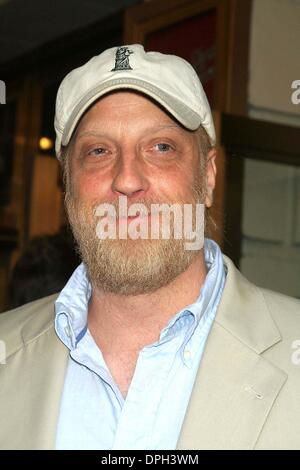 17. August 2006 - New York, New York, US - K49203ML. OPENING NIGHT '' wird Ruhm ME'' an BERNARD B. JACOBS THEATER NEW YORK New York 17.08.2006.  -2006.CHRIS ELLIOTT (Kredit-Bild: © Mitchell Levy/Globe Photos/ZUMAPRESS.com) Stockfoto