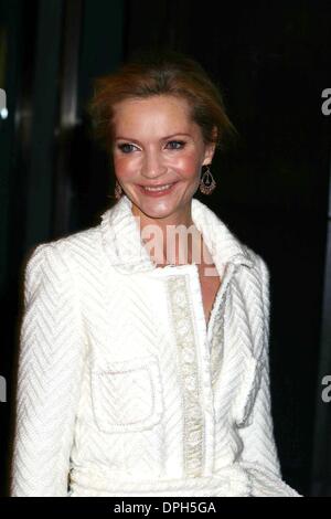 6. Dezember 2005 - New York, New York, US - K46220ML. DIE NEW YORKER PREMIERE VON '' BROKEBACK MOUNTAIN''. LOEWS LINCOLN SQUARE, New York City. 06.12.2005.-2005.JOAN ALLEN (Kredit-Bild: © Mitchell Levy/Globe Photos/ZUMAPRESS.com) Stockfoto