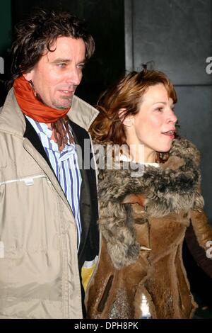 6. Dezember 2005 - New York, New York, US - K46220ML. DIE NEW YORKER PREMIERE VON '' BROKEBACK MOUNTAIN''. LOEWS LINCOLN SQUARE, New York City. 06.12.2005.-2005.LILI TAYLOR (Kredit-Bild: © Mitchell Levy/Globe Photos/ZUMAPRESS.com) Stockfoto
