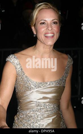 8. Januar 2006 - New York, New York, US - K46398ML. DIE 2005 NEW YORK FILM CRITICS CIRCLE 71ST ANNUAL AWARDS DINNER im RESTAURANT CIPRIANI 42ND STREET, NEW YORK New York 08.01.2006.  -2006.MARIA BELLO (Kredit-Bild: © Mitchell Levy/Globe Photos/ZUMAPRESS.com) Stockfoto