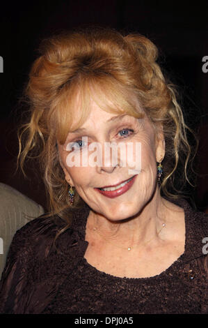 6. Oktober 2006 - Hollywood, Kalifornien, USA - BEVERLY HILLS, CA 6. Oktober 2006 (SSI) --. Schauspielerin Stella Stevens während des Jules Verne Adventure Filmfestivals und Ausstellungen, im Shrine Auditorium, am 6. Oktober 2006, in Los Angeles statt.  -K50149MGE(Credit Image: © Michael Germana/Globe Photos/ZUMAPRESS.com) Stockfoto