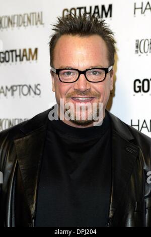 10. Januar 2006 - Los Angeles, USA - TOM ARNOLD. SCHAUSPIELER. LA VERTRAULICH UND GOTHAM MAGAZINE, DER LEHRLING. LOS ANGELES, USA.26 Feb 04.DID13796.K46239. (Kredit-Bild: © Globe Photos/ZUMAPRESS.com) Stockfoto