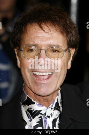 18. Oktober 2006 - Palace Theatre, LONDON, ENGLAND - SIR CLIFF RICHARD. SINGER.UK-PREMIERE DER NEUEN WEST END SHOW "SPAMALOT". PALACE THEATRE, LONDON, ENGLAND.17 Oktober 2006.DIE19265. Bildnachweis:-K51014 (Kredit-Bild: © Globe Photos/ZUMAPRESS.com) Stockfoto