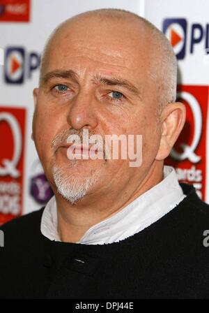 30. Oktober 2006 - Grosvenor House Hotel, LONDON - PETER GABRIEL. SÄNGERIN. Q-AWARDS. GROSVENOR HOUSE HOTEL, LONDON.30 Oktober 2006.DIE19429. K50644. Kredit (Kredit-Bild: © Globe Photos/ZUMAPRESS.com) Stockfoto