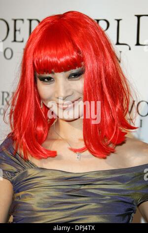20. Februar 2006 - Hollywood, LOS ANGELES, USA - BAI LING. SCHAUSPIELERIN. UNDERWORLD EVOLUTION, WELTPREMIERE. CINERAMA DOME, HOLLYWOOD, LOS ANGELES, USA.01-11-2006.LAP63344.K46879.CREDIT von (Kredit-Bild: © Globe Photos/ZUMAPRESS.com) Stockfoto