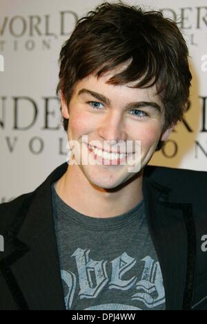 20. Februar 2006 - Hollywood, LOS ANGELES, USA - CHACE CRAWFORD. SCHAUSPIELER. UNDERWORLD EVOLUTION, WELTPREMIERE. CINERAMA DOME, HOLLYWOOD, LOS ANGELES, USA.01-11-2006.LAP63401.K46879.CREDIT von (Kredit-Bild: © Globe Photos/ZUMAPRESS.com) Stockfoto