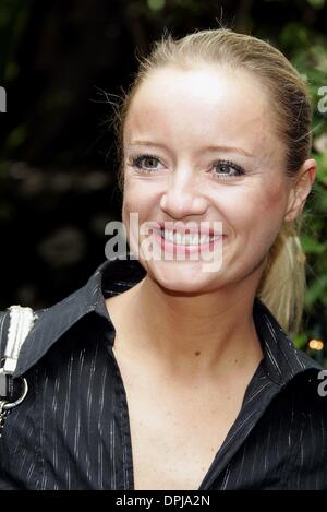 5. Dezember 2005 - Beverly Hills, LOS ANGELES, USA - LUCY DAVIS. ACTRESS.UK FILM DURCHBRUCH BRITEN MITTAGESSEN. FOUR SEASONS HOTEL, BEVERLY HILLS, LOS ANGELES, USA.01-Nov.-05.LAO59694.K46147.CREDIT: (Kredit-Bild: © Globe Photos/ZUMAPRESS.com) Stockfoto