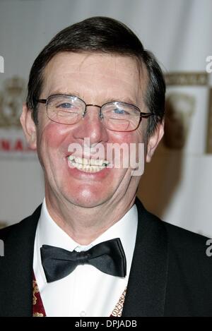 10. Januar 2006 - Hollywood, LOS ANGELES, USA - MIKE NEWELL. FILM DIRECTOR.2005 BAFTA/LA CUNARD BRITANNIA AWARDS. BEVERLY HILTON HOTEL, HOLLYWOOD, LOS ANGELES, USA.10 Nov 05.LAP60415.K46239. (Kredit-Bild: © Globe Photos/ZUMAPRESS.com) Stockfoto