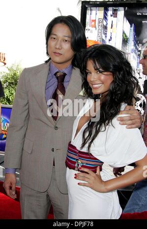 6. September 2006 - SUNG Universal Citywalk, LOS ANGELES, USA - KANG, NATHALIE KELLEY. AKTEURE. THE FAST AND THE FURIOUS: TOKYO DRIFT, WELTPREMIERE. UNIVERSAL Universal CitywalkWALK, LOS ANGELES, USA.04-Jun-06.LAR69904.K51167.CREDIT: (Kredit-Bild: © Globe Photos/ZUMAPRESS.com) Stockfoto