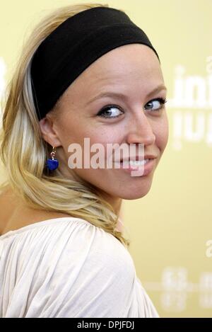 10. Oktober 2006 - 63. Filmfestspiele von Venedig, Venedig, Italien - NINA PROLL. SCHAUSPIELERIN. GEFALLEN, PHOTOCALL.63RD Filmfestspiele von Venedig, Venedig, ITALY.04-Sep-06.LAS73737.CREDIT:-K50574 (Kredit-Bild: © Globe Photos/ZUMAPRESS.com) Stockfoto