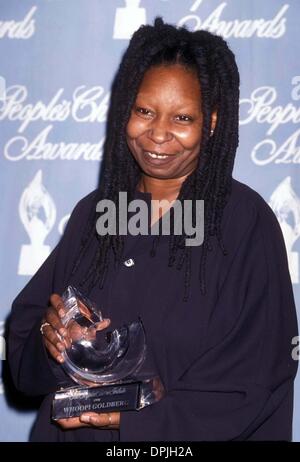 5. Mai 2006 - WHOOPI GOLDBERG am 24. Peoples CHOICE 1998.K11044LR. LISA ROSE-(Kredit-Bild: © Globe Photos/ZUMAPRESS.com) Stockfoto