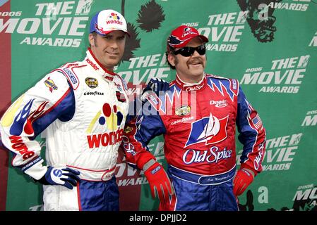 18. Oktober 2006 - Culver City, LOS ANGELES, USA - WILL FARRELL & JOHN C. REILLY. ACTORS.2006 MTV MOVIE AWARDS. SONY STUDIOS, CULVER Culver City, LOS ANGELES, USA.03-Jun-06.LAR71358.CREDIT:-K50303 (Kredit-Bild: © Globe Photos/ZUMAPRESS.com) Stockfoto