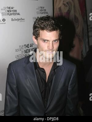 18. Oktober 2006 - 13. Oktober 2006 - besucht New York, NY USA - Jamie Dornan, als Columbia Pictures Screening des Films "Marie Antoinette" auf der New York Film Festival präsentiert.  Screening in der Alice Tully Hall, Lincoln Center statt.   Bildnachweis: Anthony G. Moore / K50305AGM (Kredit-Bild: © Globe Photos/ZUMAPRESS.com) Stockfoto