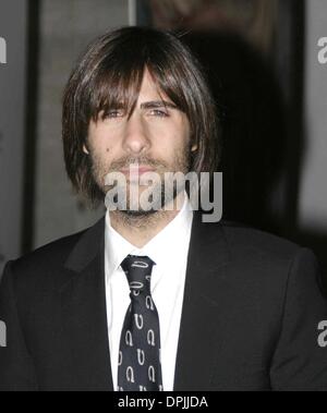 18. Oktober 2006 - 13. Oktober 2006 - New York, NY USA-Jason Schwartzman besucht, als Columbia Pictures Screening des Films "Marie Antoinette" auf der New York Film Festival präsentiert.  Screening in der Alice Tully Hall, Lincoln Center statt.   Bildnachweis: Anthony G. Moore / K50305AGM (Kredit-Bild: © Globe Photos/ZUMAPRESS.com) Stockfoto