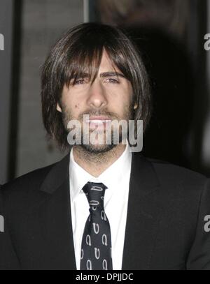 18. Oktober 2006 - 13. Oktober 2006 - besucht New York, NY USA - Jason Schwartzman, als Columbia Pictures Screening des Films "Marie Antoinette" auf der New York Film Festival präsentiert.  Screening in der Alice Tully Hall, Lincoln Center statt.   Bildnachweis: Anthony G. Moore / K50305AGM (Kredit-Bild: © Globe Photos/ZUMAPRESS.com) Stockfoto