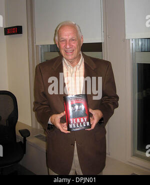 19. September 2006 - K49900MK. GÄSTE IN DER JOEY REYNOLDS SHOW NEW YORK 18.09.2006. MARK KASNER-JERRY HELLER(Credit Image: © Globe Photos/ZUMAPRESS.com) Stockfoto