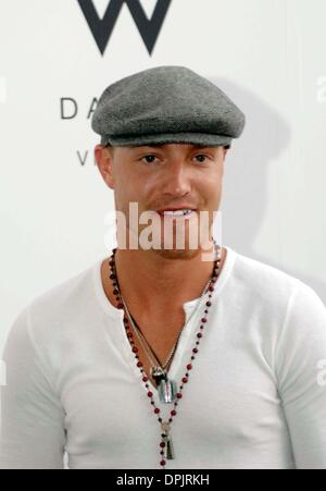 29. Juni 2006 - Amaury Nalsco in Dallas TX bei W Dallas '' Victory'' Hotel Eröffnung... 29.06.2006. Richard Dalton / 2006.K48506RD (Kredit-Bild: © Globe Photos/ZUMAPRESS.com) Stockfoto