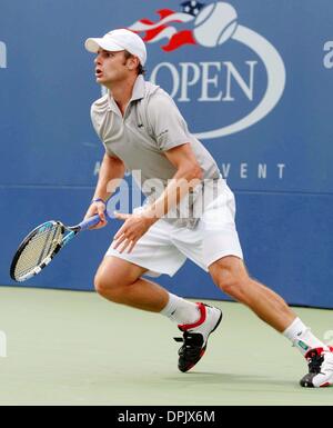 28. August 2006 - New York, New York, USA - K49434AR. US OPEN 2006 in FLUSHING MEADOW PARK QUEENS, NEW YORK NewYork 28.08.2006. ANDREA RENAULT-ANDY RODDICK(Credit Image: © Globe Photos/ZUMAPRESS.com) Stockfoto