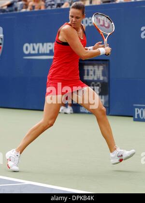 28. August 2006 - New York, New York, USA - K49434AR. US OPEN 2006 in FLUSHING MEADOW PARK QUEENS, NEW YORK NewYork 28.08.2006. ANDREA RENAULT-LINDSAY DAVENPORT(Credit Image: © Globe Photos/ZUMAPRESS.com) Stockfoto