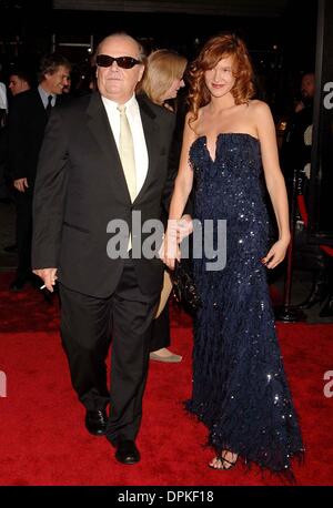 27. September 2006 Premieren - New York, New York, USA - THE DEPARTED im Ziegfeld Theatre in Manhattan am 26. September 2006... Andrea Renault K49997AR. JACK NICHOLSON PAZ DE LA HUERTA(Credit Image: © Globe Photos/ZUMAPRESS.com) Stockfoto