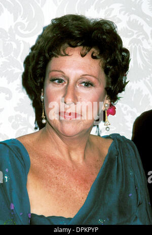 29. Dezember 2005 - JEAN STAPLETON. BILL HOLZ-MICHELSON-JEANSTAPLETONRETRO.1981 (Kredit-Bild: © Kugel-Photos/ZUMAPRESS.com) Stockfoto