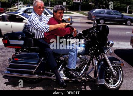 10. Januar 2006 - Ed McMahon und Jay Leno. Bob V Noble / EDMCMAHONRETRO (Kredit-Bild: © Globe Photos/ZUMAPRESS.com) Stockfoto