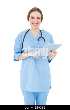 Ärztin, die auf einem Tablet zeigen Stockfoto