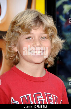 28. Januar 2006 - Los Angeles, Kalifornien, USA - K46368FB. CURIOUS GEORGE PREMIERE AUF DER ARCLIGHT LOS ANGELES, CA... 28.01.2006. FITZROY BARRETT / 2006.SHANE BAUMEL (Kredit-Bild: © Globe Photos/ZUMAPRESS.com) Stockfoto