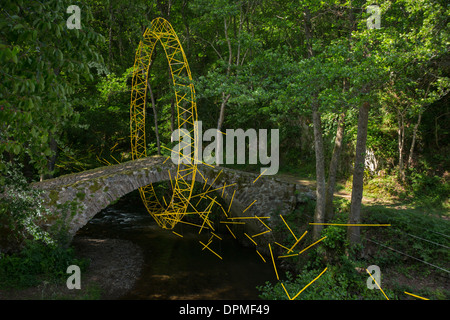 "Ô", ein Michel-Marie Bougard Land Kunstwerk von dem französischen bildenden Künstler (Auvergne-Frankreich). Landart Installation. Stockfoto