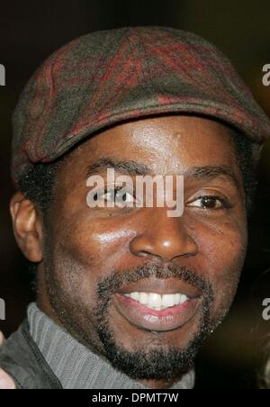 15. Dezember 2006 - Graumans Chinese, Hollywood, LOS ANGELES, USA - HAROLD PERRINEAU. SCHAUSPIELER. WE ARE MARSHALL - PREMIERE-. GRAUMANS CHINESE, HOLLYWOOD, Kalifornien.12-14-2006.K51115(Credit Image: © Globe Photos/ZUMAPRESS.com) Stockfoto