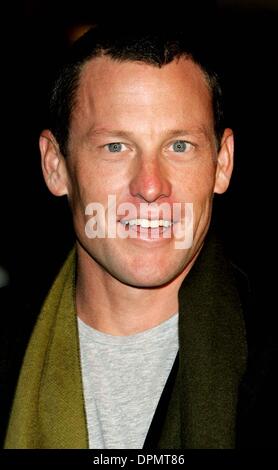 15. Dezember 2006 - Graumans Chinese, Hollywood, LOS ANGELES, USA - LANCE ARMSTRONG. RADFAHRER. WE ARE MARSHALL - PREMIERE-. GRAUMANS CHINESE, HOLLYWOOD, Kalifornien.12-14-2006.K51115(Credit Image: © Globe Photos/ZUMAPRESS.com) Stockfoto