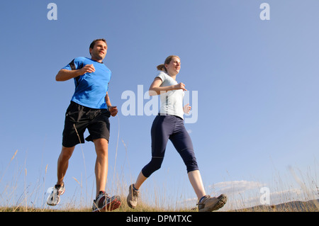 Mann und Frau gemeinsam Joggen Stockfoto