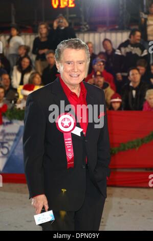 26. November 2006 - statt das 75th Annual Hollywood Christmas Parade am 26. November 2006, in Los Angeles... Michael Germana-2006.REGIS PHILBIN. K50891MGE (Kredit-Bild: © Globe Photos/ZUMAPRESS.com) Stockfoto