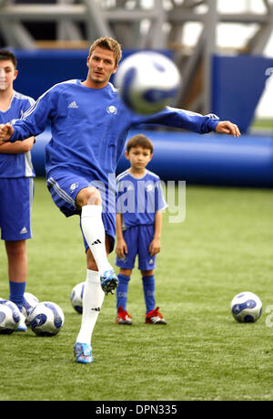 20. September 2006 - London, Vereinigtes Königreich - K49929.001740.DAVID BECKHAM. David Beckham Soccer Fertigkeiten Buch '' die es Real'' Start-David Beckham Academy, Greenwich, London, Vereinigtes Königreich 18.09.2006. MARK CHILTON - - Fotos (Kredit-Bild: © Globe Photos/ZUMAPRESS.com) Stockfoto