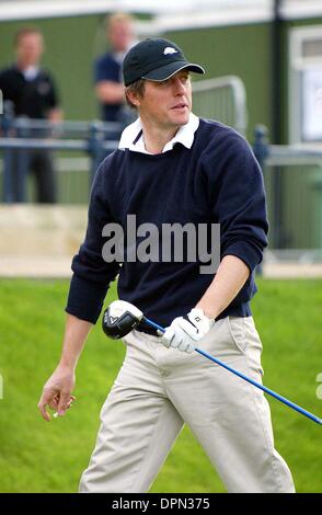 6. Oktober 2006 - Schottland 06.10.2006, Großbritannien - A19689.063107. Hugh Grant. Die Dunhill pro-am am Golfplatz St. Andrews, Schottland 06.10.2006... KIRSTY MACGREGOR - PHOTOS(Credit Image: © Globe Photos/ZUMAPRESS.com) Stockfoto